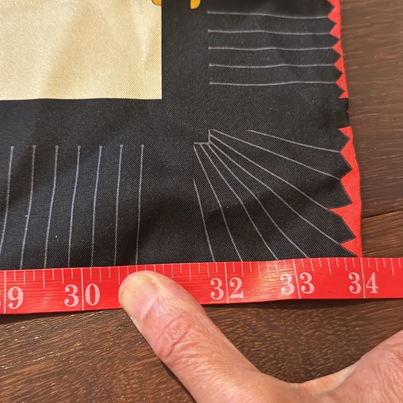 Burberry 34” square silk nova check scarf - Picture 4 of 14